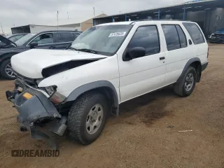 1996 Nissan Pathfinder XE z VIN JN8AR05Y7TW037805, wystawiony jako Copart lot #57478635 z przebiegiem 158 864 mil mil oraz Szkoda całkowita • Salvage title. Historia ofert i sprzedaży dostępna na DreamBid. Obrazek 1.