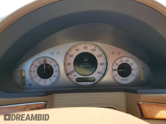 2008 Mercedes-Benz E 350 Luxury z VIN WDBUF56X18B271715, wystawiony jako Copart lot #56714945 z przebiegiem 120 811 mil mil oraz Szkoda całkowita • Salvage title. Historia ofert i sprzedaży dostępna na DreamBid. Obrazek 9.