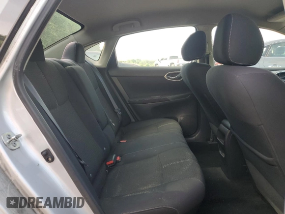 2014 Nissan Sentra SV z VIN 3N1AB7APXEY202265, wystawiony jako Copart lot #56603715 z przebiegiem 239 005 mil mil oraz Szkoda całkowita • Salvage title. Historia ofert i sprzedaży dostępna na DreamBid. Obrazek 10.