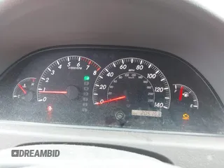 2005 Toyota Camry STD z VIN 4T1BE32K45U562005, wystawiony jako IAAI lot #42354477 z przebiegiem 205 193 mil mil oraz . Historia ofert i sprzedaży dostępna na DreamBid. Obrazek 7.