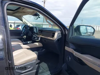 2023 Ford Expedition Limited с VIN 1FMJU2A85PEA55304, выставлен на аукционе IAAI как лот 42613364 с пробегом 62 999 миль миль и . История ставок и продаж доступна на DreamBid. Изображение 5.