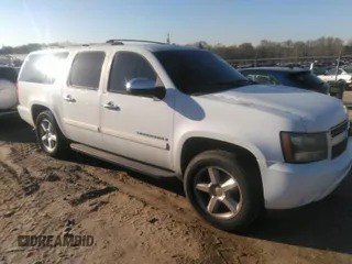 2007 Chevrolet Suburban LTZ with VIN 1GNFK16317J222022, listed as a IAAI auction lot 41879933 with 269,381 mi miles. Bid and sale history available at carsss.com. Image 1.