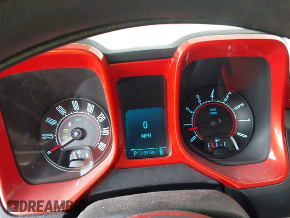 2011 Chevrolet Camaro 1LT z VIN 2G1FB1ED2B9157424, wystawiony jako IAAI lot #42063035 z przebiegiem 135 796 mil mil oraz . Historia ofert i sprzedaży dostępna na DreamBid. Obrazek 7.