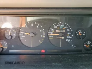 1995 Jeep Grand Cherokee Laredo z VIN 1J4FX58S9SC534442, wystawiony jako Copart lot #61233725 z przebiegiem 363 688 mil mil oraz Szkoda całkowita • Salvage title. Historia ofert i sprzedaży dostępna na DreamBid. Obrazek 9.