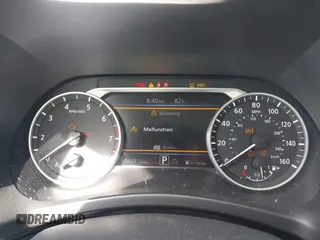 2024 Nissan Sentra SV with VIN 3N1AB8CV0RY361478, listed as a IAAI auction lot 42354081 with 15,697 mi miles and . Bid and sale history available at DreamBid. Image 7.