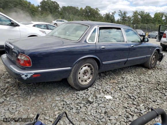 2000 Jaguar XJ VDP with VIN SAJDA24CXYLF13463, listed as a Copart auction lot 67797454 with 144,765 mi miles and Clean Title. Bid and sale history available at carsss.com. Image 3.