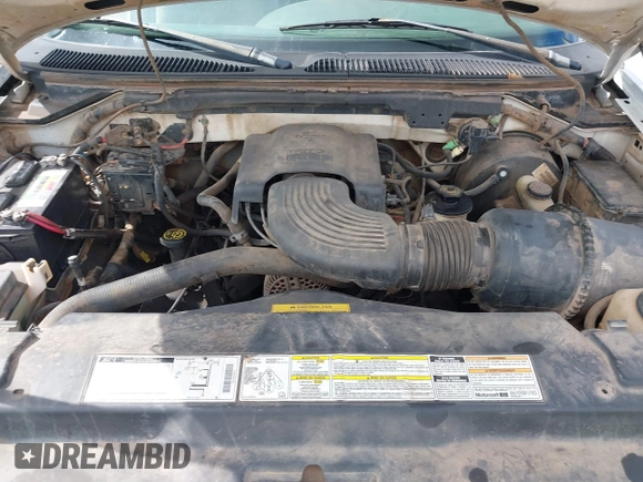2000 Ford F-150 XL with VIN 1FTRX17W5YKB03384, listed as a IAAI auction lot 41723526 with 281,658 mi miles. Bid and sale history available at carsss.com. Image 10.