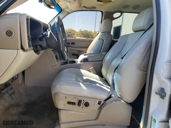 2005 Chevrolet Tahoe Z71 with VIN 1GNEK13T15R128902, listed as a Copart auction lot 48182825 with 203,800 mi miles and Salvage Title. Bid and sale history available at carsss.com. Image 7.