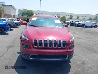 2017 Jeep Cherokee High Altitude with VIN 1C4PJMDS5HW611701, listed as a IAAI auction lot 42421972 with 43,673 mi miles and . Bid and sale history available at DreamBid. Image 12.