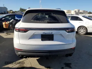2023 Porsche Cayenne S z VIN WP1AB2AY4PDA14760, wystawiony jako Copart lot #44556414 z przebiegiem 5 886 mil mil oraz . Historia ofert i sprzedaży dostępna na DreamBid. Obrazek 6.