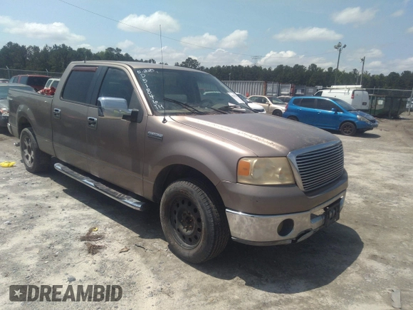 2006 Ford F-150 XLT z VIN 1FTPW12VX6KD51846, wystawiony jako IAAI lot #42361764 z przebiegiem 430 270 mil mil oraz . Historia ofert i sprzedaży dostępna na DreamBid. Obrazek 1.