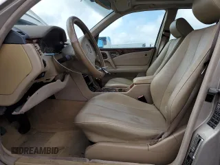 1999 Mercedes-Benz E with VIN WDBJF25H7XA934446, listed as a Copart auction lot 51386255 with 218,439 mi miles and Clean Title. Bid and sale history available at DreamBid. Image 7.