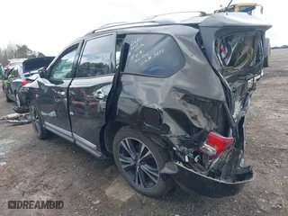 2017 Nissan Pathfinder S with VIN 5N1DR2MM5HC623250, listed as a IAAI auction lot 41867920 with 82,861 mi miles. Bid and sale history available at carsss.com. Image 3.