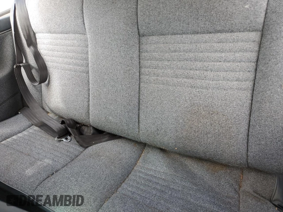 1986 Volkswagen Golf с VIN 1VWBA0174GV083346, выставлен на аукционе Copart как лот 56159175 с пробегом 175 960 миль миль и Списание • Salvage title. История ставок и продаж доступна на DreamBid. Изображение 10.