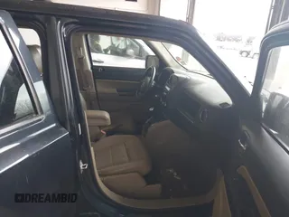 2015 Jeep Patriot High Altitude with VIN 1C4NJPFA2FD106656, listed as a IAAI auction lot 42142509 with 166,464 mi miles and . Bid and sale history available at DreamBid. Image 5.