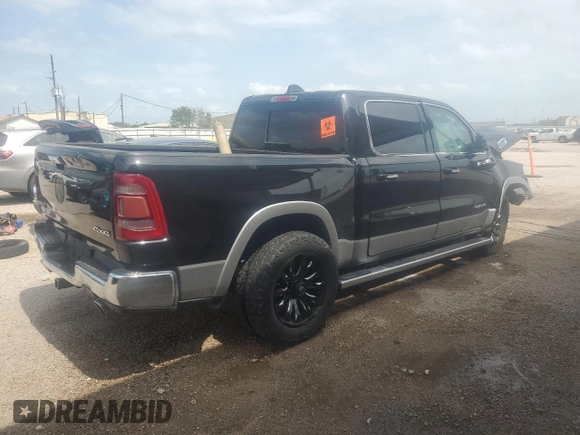 2019 Ram 1500 Laramie z VIN 1C6SRFJT8KN809379, wystawiony jako Copart lot #52827415 z przebiegiem Nie podano mil oraz Czysty tytuł • Clean title. Historia ofert i sprzedaży dostępna na DreamBid. Obrazek 3.