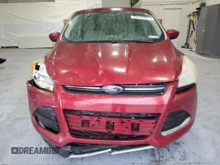 2013 Ford Escape SE z VIN 1FMCU0GX0DUD63803, wystawiony jako Copart lot #55915525 z przebiegiem 138 742 mil mil oraz Szkoda całkowita • Salvage title. Historia ofert i sprzedaży dostępna na DreamBid. Obrazek 5.