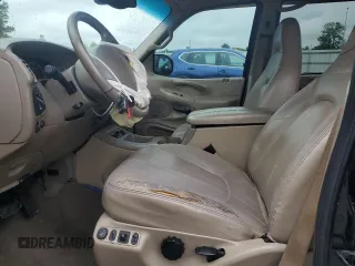 2002 Ford Expedition Eddie Bauer with VIN 1FMPU18LX2LA39571, listed as a Copart auction lot 58774915 with 388,886 mi miles and Salvage title. Bid and sale history available at DreamBid. Image 7.