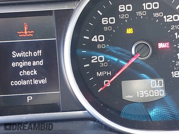 2014 Audi Q7 3.0T S line Prestige with VIN WA1DGAFE4ED008263, listed as a IAAI auction lot 41736972 with 135,080 mi miles. Bid and sale history available at carsss.com. Image 15.