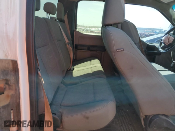 2017 Ford F-250 XLT with VIN 1FT7X2A63HEB53396, listed as a Copart auction lot 60445955 with 221,465 mi miles and Salvage title. Bid and sale history available at DreamBid. Image 10.