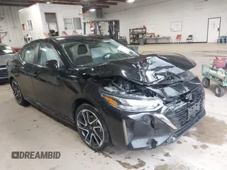 2025 Nissan Sentra SR with VIN 3N1AB8DV2SY306941, listed as a IAAI auction lot 42194726 with 2,509 mi miles and . Bid and sale history available at DreamBid. Image 13.
