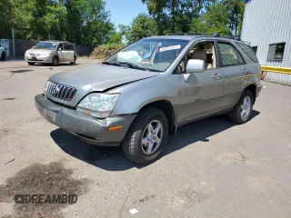 2002 Lexus RX 300 with VIN JTJHF10U220265688, listed as a Copart auction lot 62247264 with 89,459 mi miles and Salvage Title. Bid and sale history available at carsss.com. Image 1.