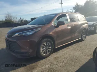 2022 Toyota Sienna LE z VIN 5TDKSKFC4NS067186, wystawiony jako Copart lot #50274895 z przebiegiem 105 055 mil mil oraz Szkoda całkowita • Salvage title. Historia ofert i sprzedaży dostępna na DreamBid. Obrazek 1.