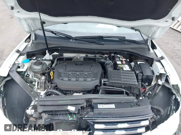 2018 Volkswagen Tiguan SEL with VIN 3VV2B7AX7JM099570, listed as a IAAI auction lot 42374274 with 87,838 mi miles and . Bid and sale history available at DreamBid. Image 10.