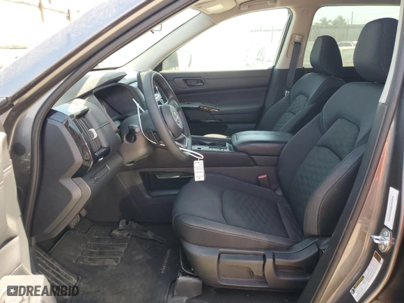 2024 Nissan Pathfinder S with VIN 5N1DR3AA4RC286281, listed as a Copart auction lot 54381925 with 16,150 mi miles and Salvage Title. Bid and sale history available at carsss.com. Image 7.