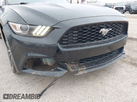 2015 Ford Mustang EcoBoost z VIN 1FA6P8TH5F5342079, wystawiony jako IAAI lot #41902469 z przebiegiem 145 395 mil mil oraz . Historia ofert i sprzedaży dostępna na DreamBid. Obrazek 6.