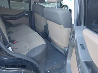 2005 Nissan Xterra SE z VIN 5N1AN08WX5C652933, wystawiony jako IAAI lot #41504547 z przebiegiem 199 570 mil mil oraz . Historia ofert i sprzedaży dostępna na DreamBid. Obrazek 8.