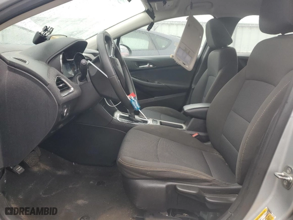 2017 Chevrolet Cruze LS with VIN 1G1BC5SM8H7201802, listed as a Copart auction lot 84843384 with 48,778 mi miles and Salvage Title. Bid and sale history available at carsss.com. Image 7.