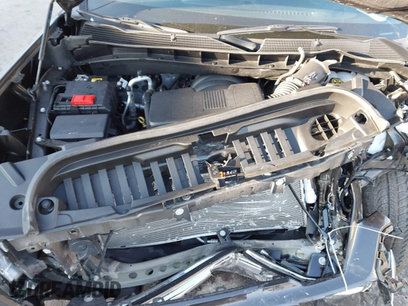 2021 GMC Sierra 1500 SLT z VIN 3GTU9DED9MG176881, wystawiony jako IAAI lot #41140356 z przebiegiem 21 553 mil mil oraz . Historia ofert i sprzedaży dostępna na DreamBid. Obrazek 10.