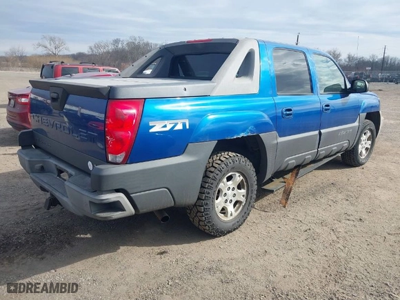 2003 Chevrolet Avalanche with VIN 3GNEK13T23G131174, listed as a IAAI auction lot 41649059 with 230,943 mi miles. Bid and sale history available at carsss.com. Image 4.