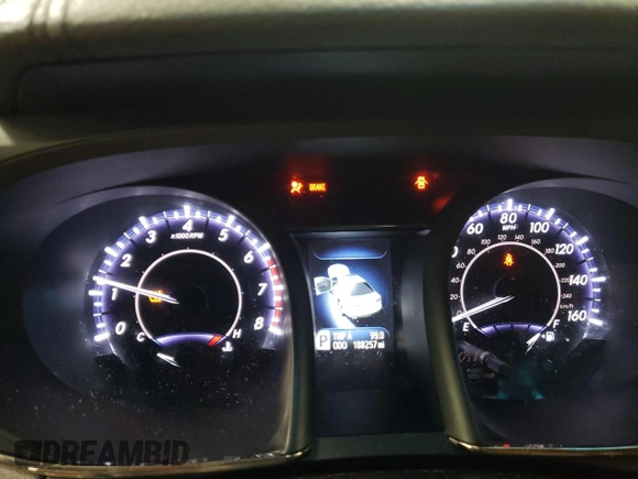 2015 Toyota Avalon Limited with VIN 4T1BK1EBXFU139018, listed as a Copart auction lot 51682935 with 188,257 mi miles and Salvage Title. Bid and sale history available at DreamBid. Image 9.