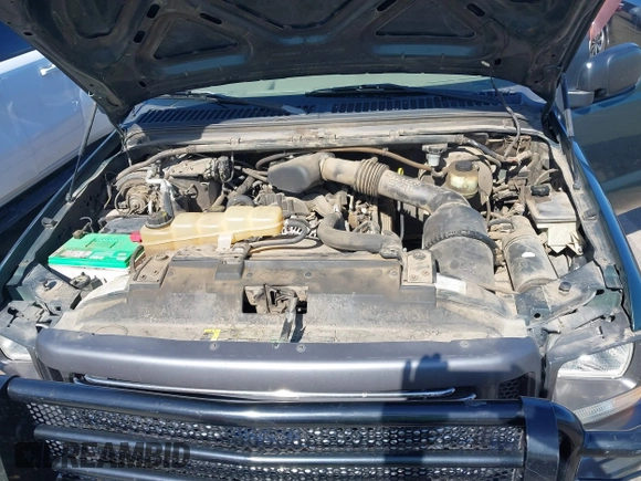 2003 Ford F-250 XL с VIN 1FTNX20L33EC88739, выставлен на аукционе IAAI как лот 42293415 с пробегом 163 159 миль миль и . История ставок и продаж доступна на DreamBid. Изображение 10.