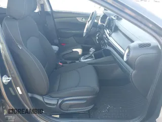 2019 Kia Forte LXS z VIN 3KPF24AD0KE087972, wystawiony jako IAAI lot #42252390 z przebiegiem 118 537 mil mil oraz . Historia ofert i sprzedaży dostępna na DreamBid. Obrazek 5.