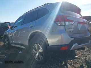 2020 Subaru Forester Touring with VIN JF2SKAXC5LH434429, listed as a IAAI auction lot 41580138 with 51,497 mi miles. Bid and sale history available at carsss.com. Image 3.