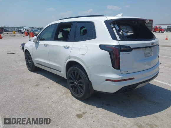 2021 Cadillac XT6 Sport with VIN 1GYKPGRS4MZ222263, listed as a IAAI auction lot 42443907 with 18,353 mi miles and . Bid and sale history available at DreamBid. Image 3.