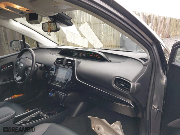 2019 Toyota Prius L Eco with VIN JTDKARFU8K3085918, listed as a IAAI auction lot 41107891 with 166,295 mi miles. Bid and sale history available at carsss.com. Image 5.