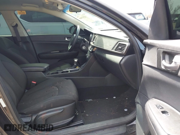 2016 Kia Optima LX with VIN KNAGT4L34G5110742, listed as a IAAI auction lot 41931969 with 128,458 mi miles. Bid and sale history available at carsss.com. Image 5.