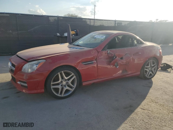 2016 Mercedes-Benz SLK-Class SLK 350 with VIN WDDPK5HA2GF116641, listed as a Copart auction lot 44751395 with 85,747 mi miles and Clean Title. Bid and sale history available at carsss.com. Image 1.