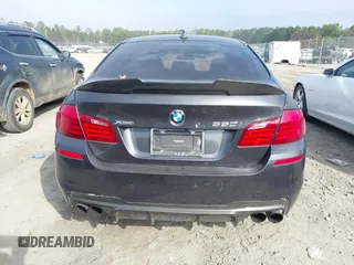 2013 BMW 5 Series 550i xDrive with VIN WBAFU9C50DDY70918, listed as a IAAI auction lot 41501293 with 77,675 mi miles and . Bid and sale history available at carsss.com. Image 17.