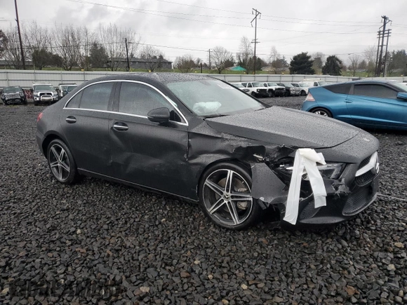 2022 Mercedes-Benz A 220 with VIN W1K3G4FB1NJ367943, listed as a Copart auction lot 85070424 with 15,922 mi miles and Salvage title. Bid and sale history available at DreamBid. Image 4.
