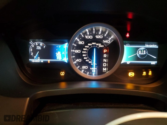 2015 Ford Explorer XLT with VIN 1FM5K8D80FGB11528, listed as a Copart auction lot 47111045 with 184,833 mi miles and Salvage Title. Bid and sale history available at DreamBid. Image 9.