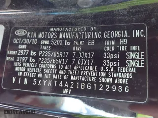 2011 Kia Sorento LX with VIN 5XYKT4A21BG122936, listed as a IAAI auction lot 41700948 with 233,655 mi miles. Bid and sale history available at carsss.com. Image 9.