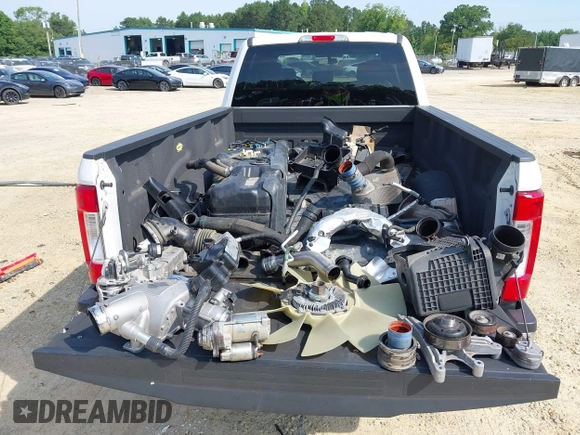 2019 Ford F-250 XL с VIN 1FT7W2BT7KEC91943, выставлен на аукционе IAAI как лот 42412103 с пробегом Не указан миль и . История ставок и продаж доступна на DreamBid. Изображение 12.