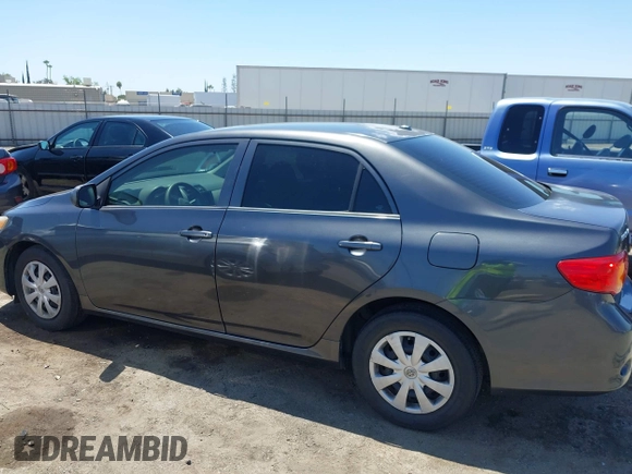 2010 Toyota Corolla z VIN 1NXBU4EE7AZ199417, wystawiony jako IAAI lot #42202363 z przebiegiem 180 378 mil mil oraz . Historia ofert i sprzedaży dostępna na DreamBid. Obrazek 15.