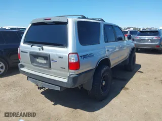 2001 Toyota 4Runner SR5 with VIN JT3GN86R810210887, listed as a IAAI auction lot 41841575 with 414,348 mi miles. Bid and sale history available at carsss.com. Image 4.