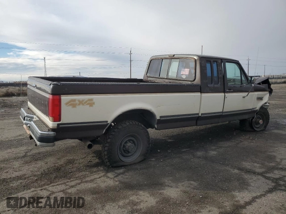 1991 Ford F-250 z VIN 1FTHX26G1MKB21130, wystawiony jako Copart lot #42222245 z przebiegiem 13 849 mil mil oraz Szkoda całkowita • Salvage title. Historia ofert i sprzedaży dostępna na DreamBid. Obrazek 3.